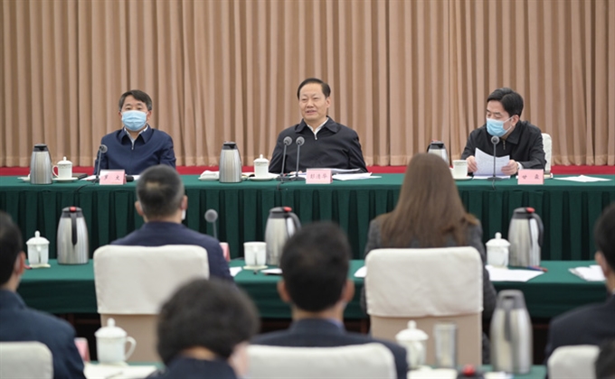 彭清華主持召開四川省“十四五”規劃編制社會事業和民生領域專家代表座談會