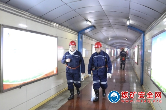呂梁市應急管理局一行到柳灣煤礦開展安全大排查暨一級安全生產標準化驗收