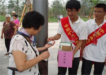 高鐵志愿“化整為零”，公交站區便民利民---礦大學子志愿服務京滬高鐵徐州站區紀實（三）