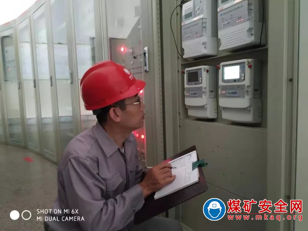 愛崗敬業的“電管家”---趙學嶺