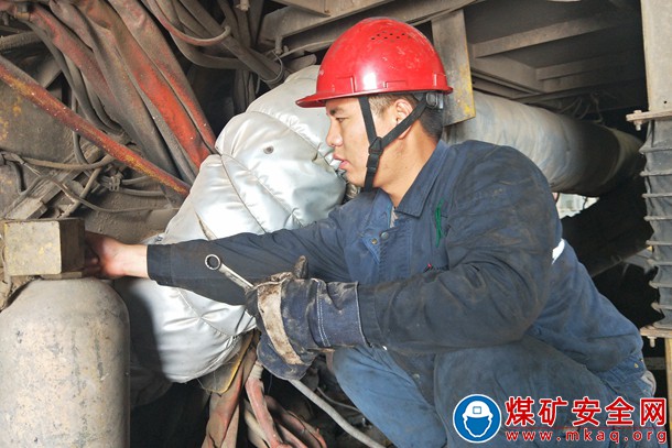 國家能源準能集團設備維修中心細化檢查力保安全生產
