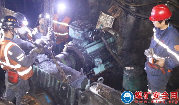 蒲白建莊礦業：設備檢修我們這么干