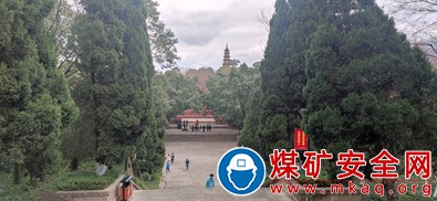 緬沉眠烈士，傳不朽精神——中國礦業大學“追溯革命歷史，傳承紅船精神”實踐團前往綿陽烈士陵園進行實地調研