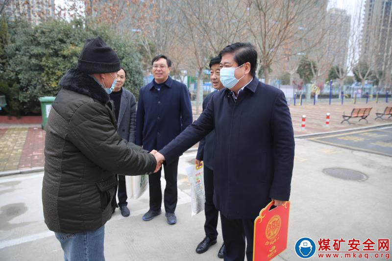 集團副總經理管萬忠一行到建安公司開展春節前走訪慰問活動