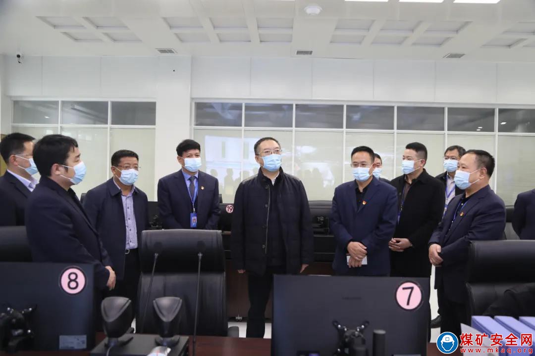 榆林市委書記李春臨蒞臨中能煤田公司調研煤炭保供及安全生產工作