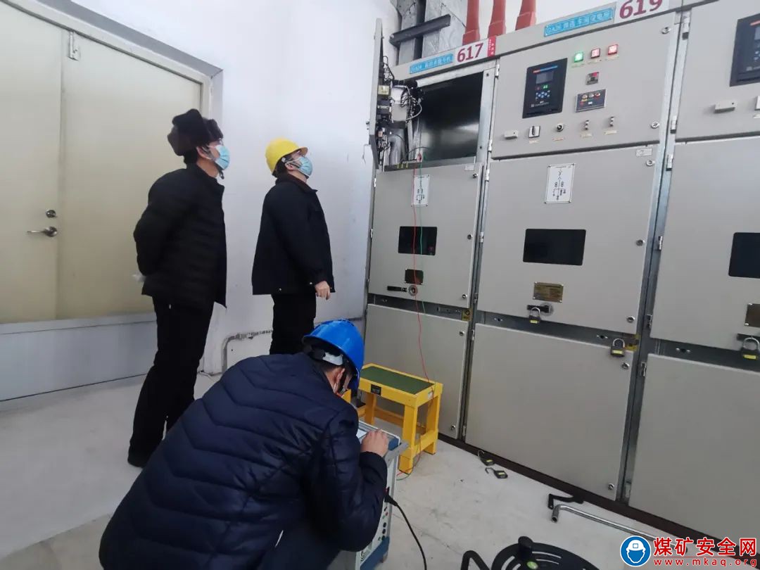 扎煤公司開展供電系統春季預防性檢修