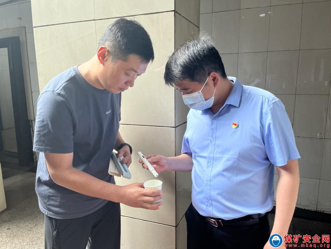 河南能源義煤公司石壕煤礦：加強水質檢測 守護飲水安全