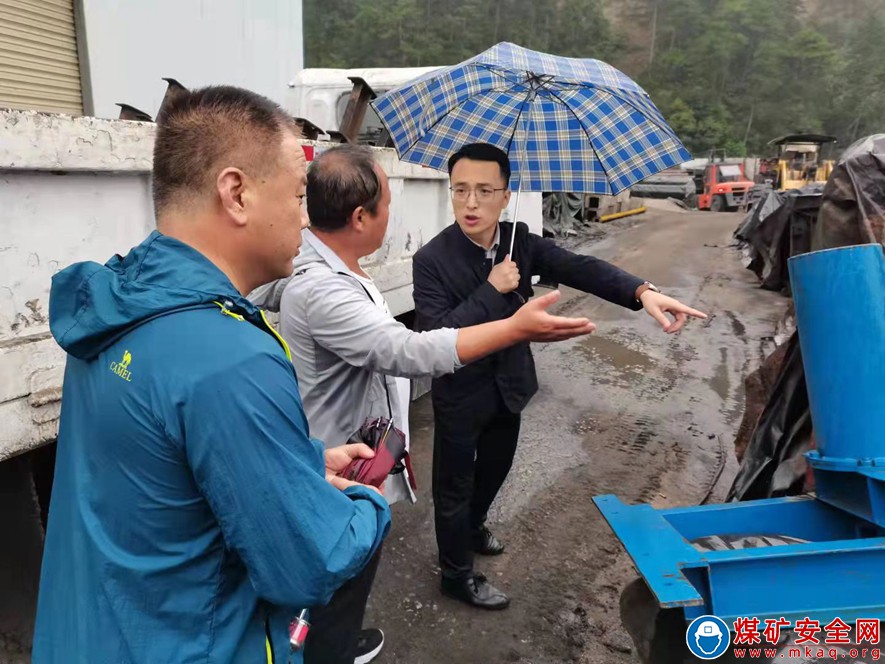 蒲白礦業煤礦運營公司筑牢“雨季三防”安全防線