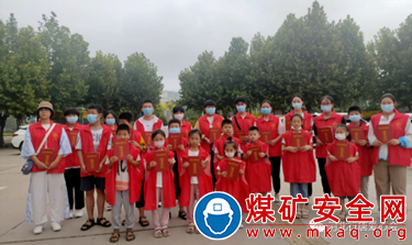 “社會實踐”——中國礦業大學安全工程學院“凝心聚力，攜愛同行”實踐團成員在河北開展愛心捐助志愿活動