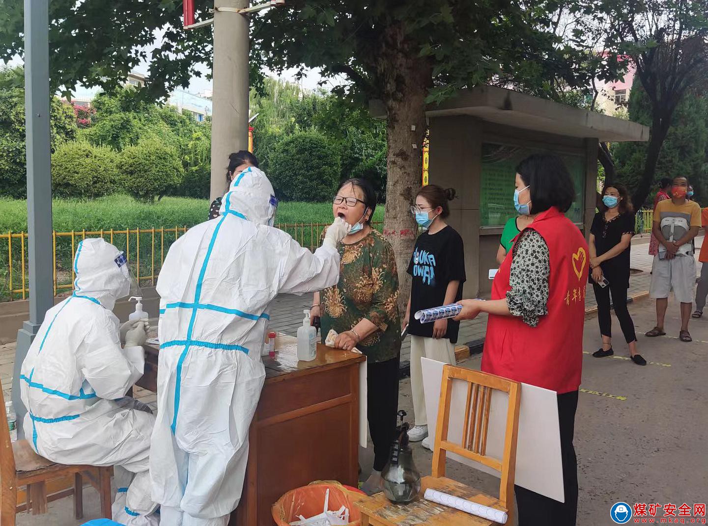  蒲白中心社區：逆行而上，沖鋒向前！疫情下的社區在行動