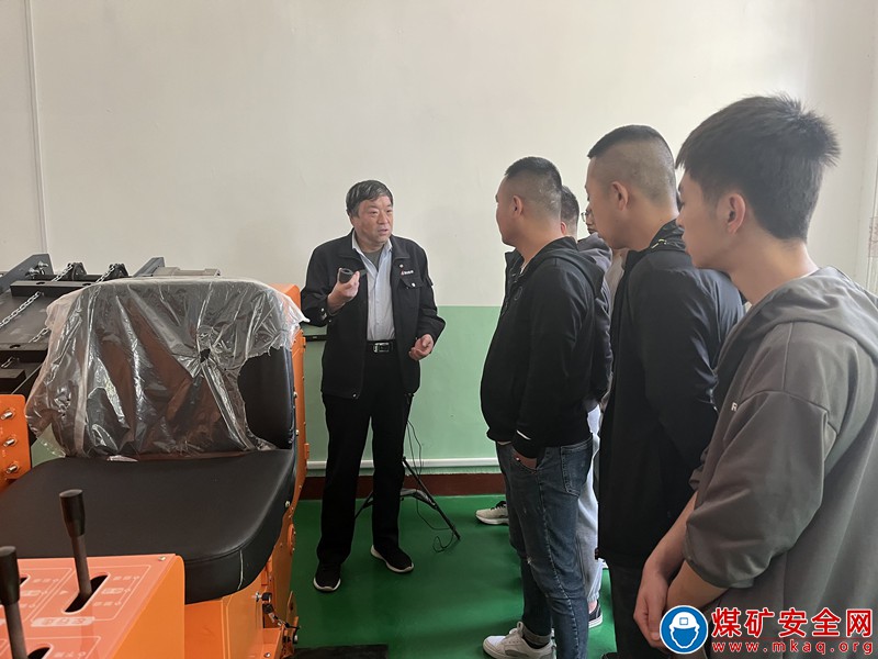 蒲白礦業技校聯合黨委以人文關懷提升職工隊伍凝聚力