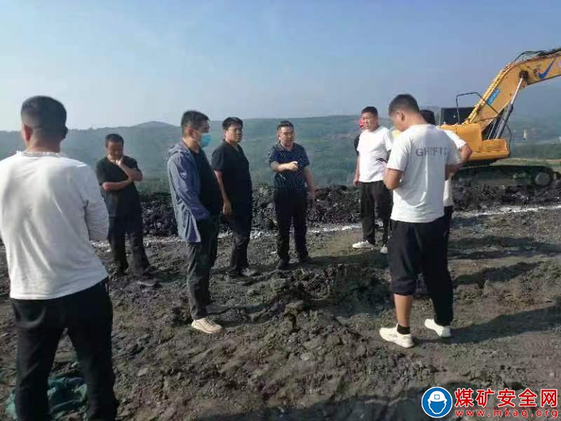 河南能源義煤公司石壕煤礦：強化督導 推動矸石山治理