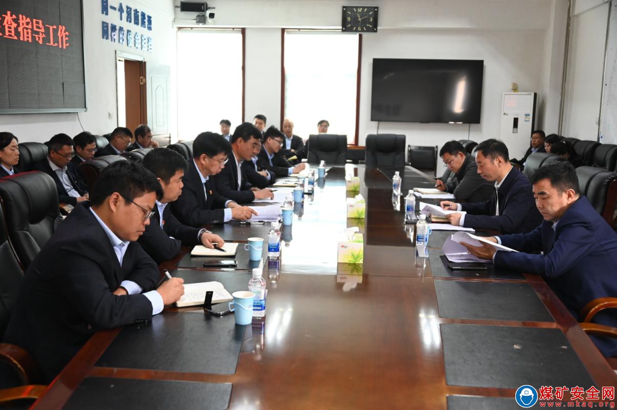  李希軍到石壕煤礦調研指導工作