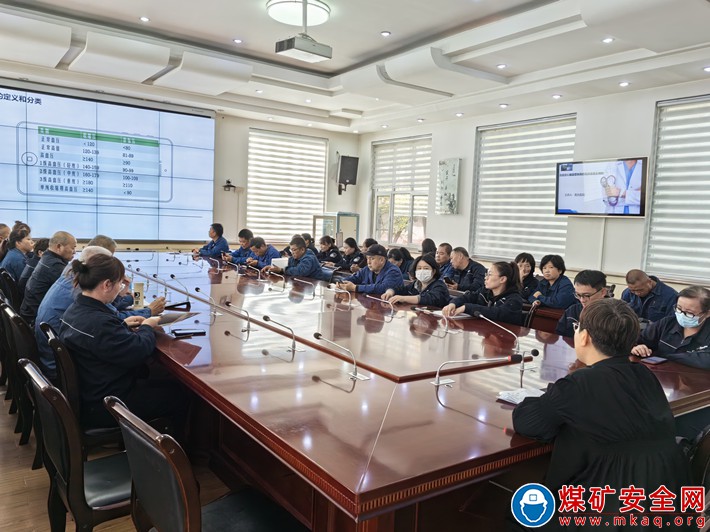寧煤公司洗選中心：守護健康 情暖職工