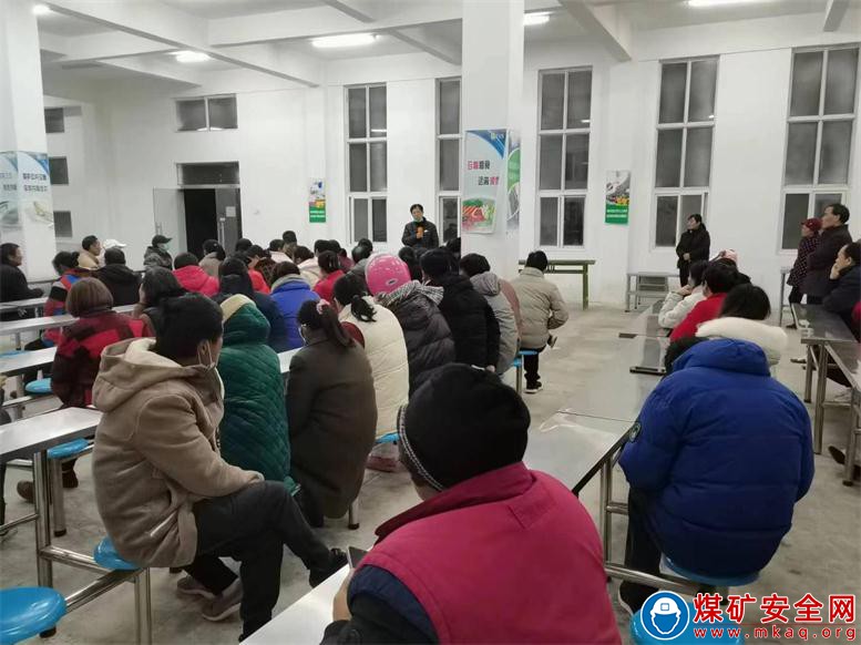 安徽廬江：郭河鎮福元初級中學召開課后服務安全管理專項工作家長會