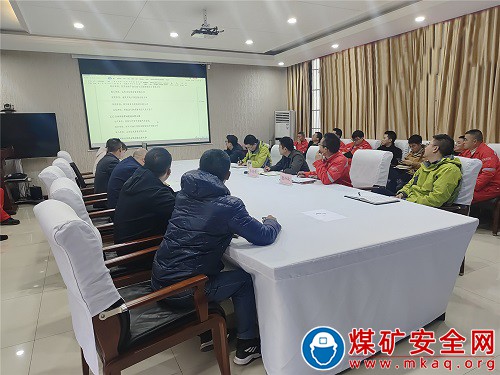 重慶氣礦開州作業區召開開江片區停氣碰口項目啟動會