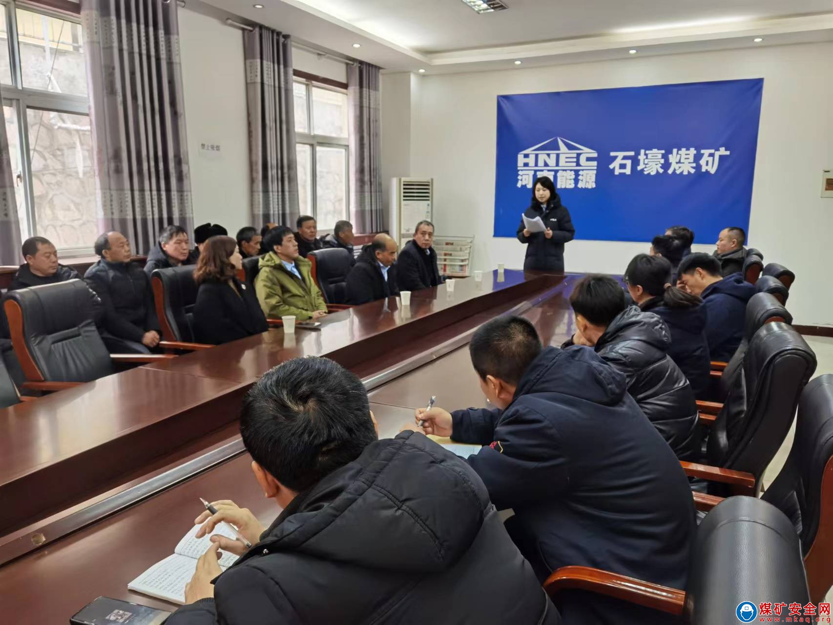 河南能源義煤公司石壕煤礦：形式任務教育提信心