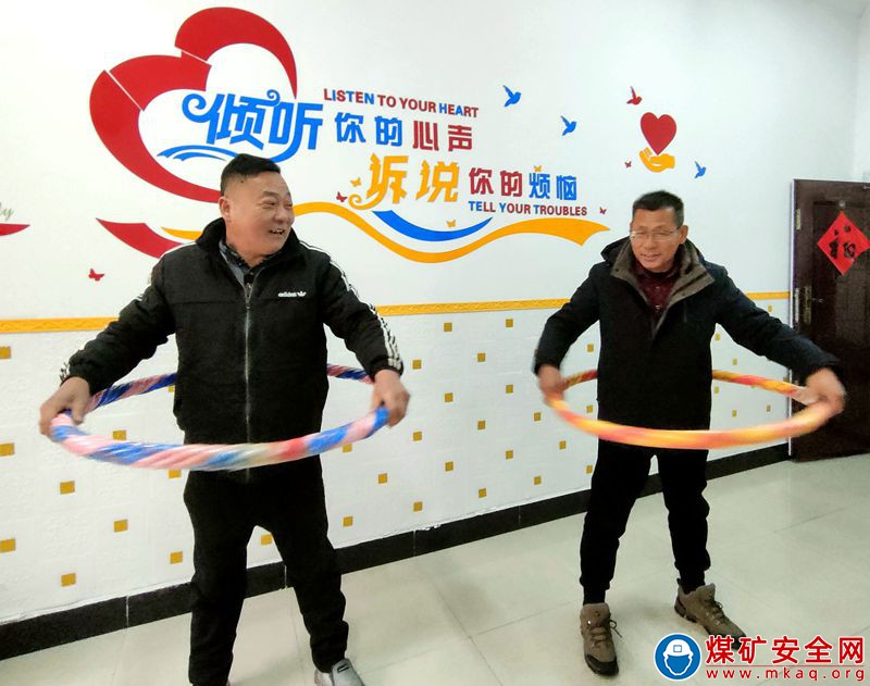 淮北礦業集團朱莊煤礦工會: 譜好節后安全生產“圓舞曲”