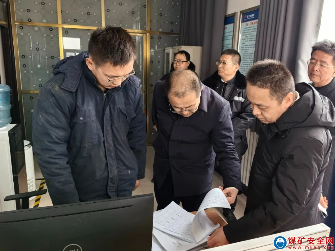 陜西中能煤田有限公司邀請專家進行環保專項“體檢”