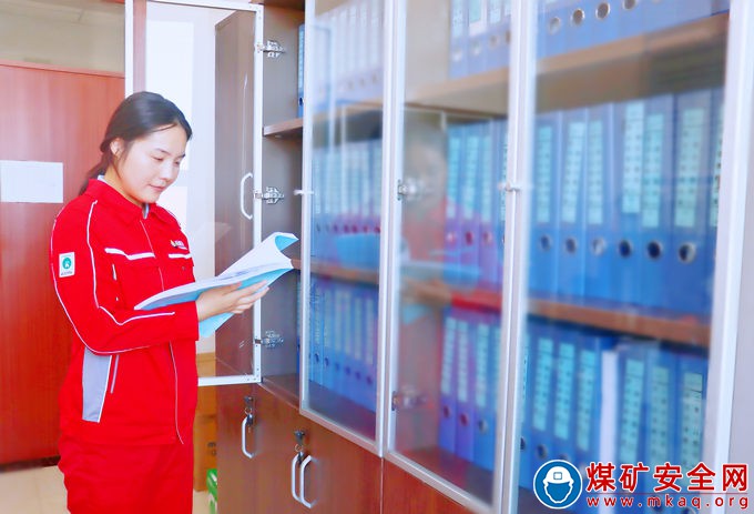 加強合同管理 防范經營風險