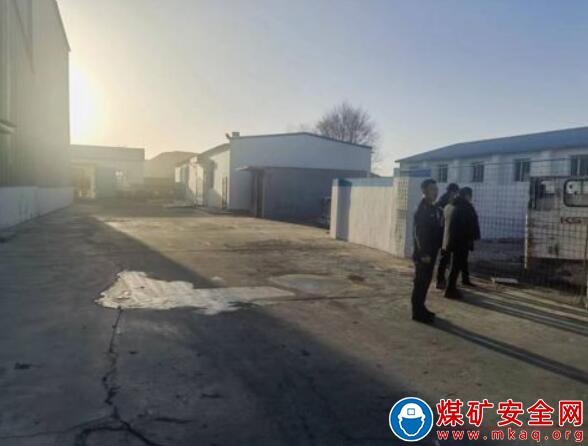 達拉特旗內蒙古北聯電能源開發有限責任公司 高頭窯煤礦“12·1”一般車輛傷害事故 調查報告　