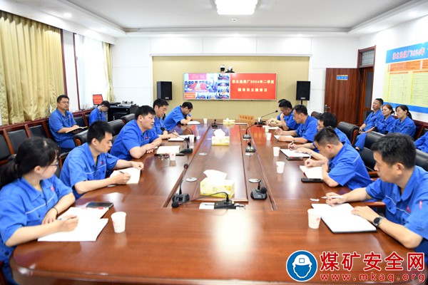 聽民聲 解民憂——淮北礦業集團淮北選煤廠舉行民主接待日活動架起干群“連心橋”