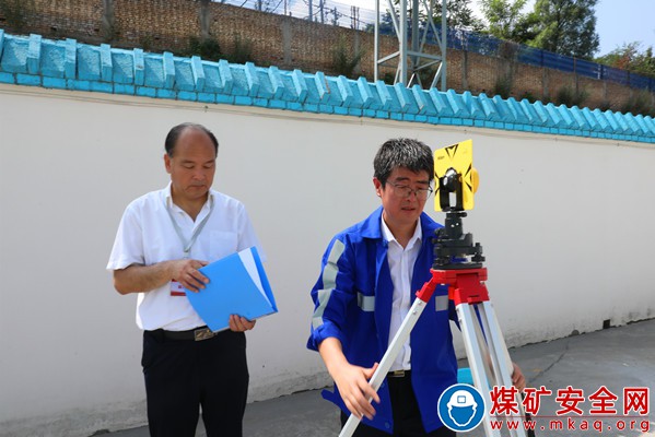 劉延平：“靦腆哥”扛起測量大旗煤海弄潮  —記公司2024年“技術狀元” 玉華礦地質測量技術員劉延平