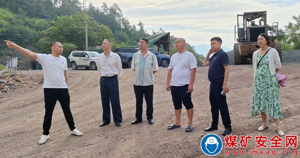 四川瑞茂公司開展生態環保及雨季三防安全檢查