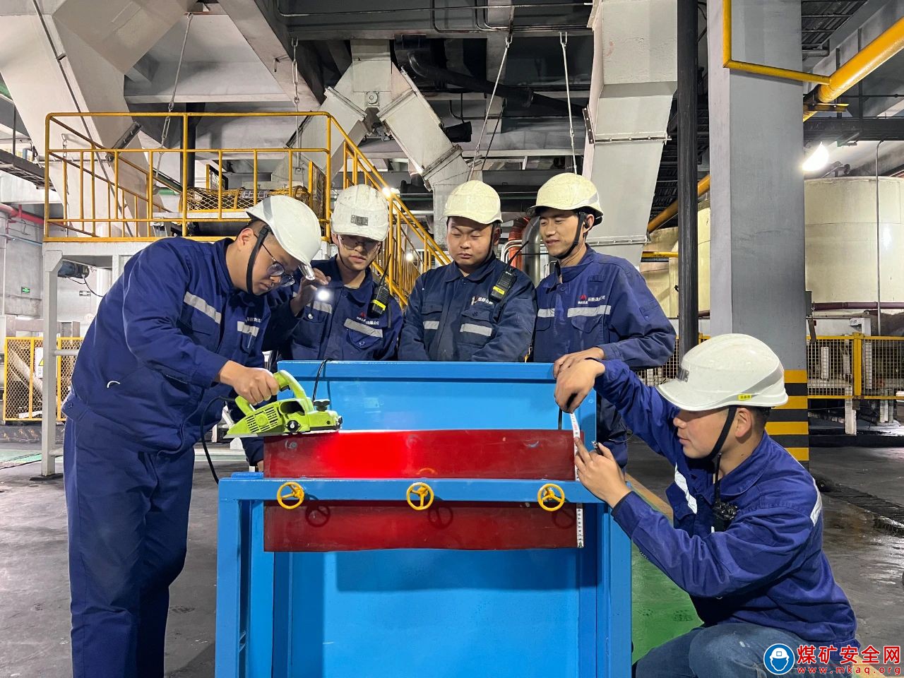 中能煤礦生產運營公司：小改小革凝智慧 創新創效解難題