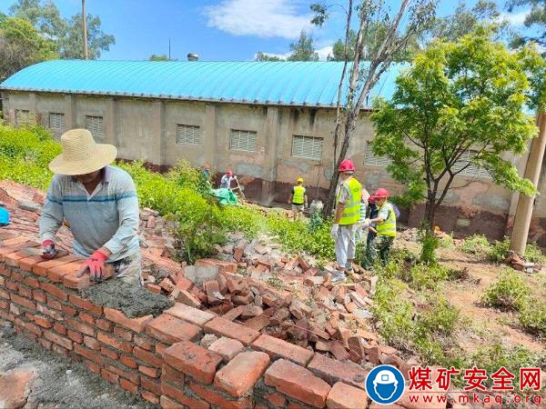 川煤物產攀煤工程建設分公司全面發力，進一步加大工程自主施工力度