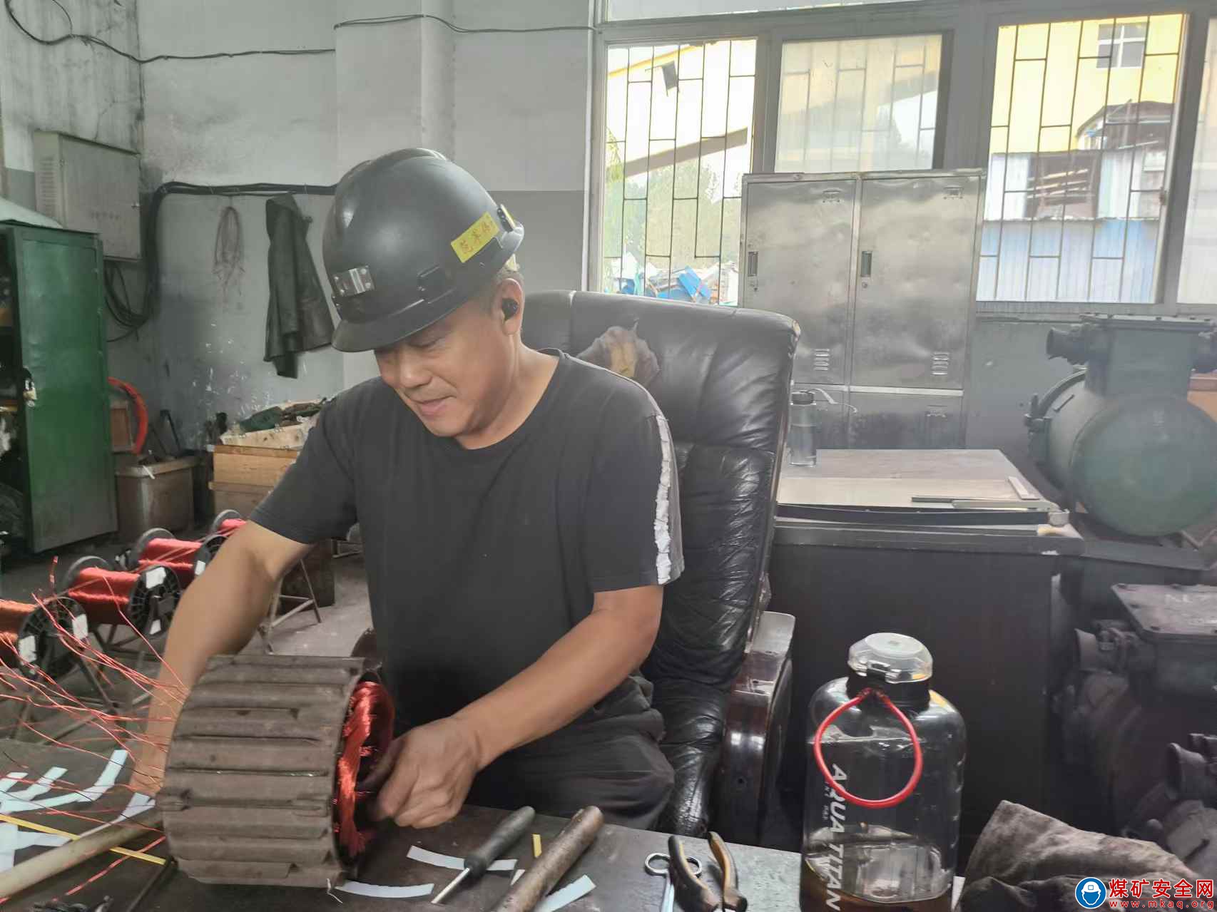 節日我在崗 ——致敬龍王莊煤業機修廠的一線堅守者們