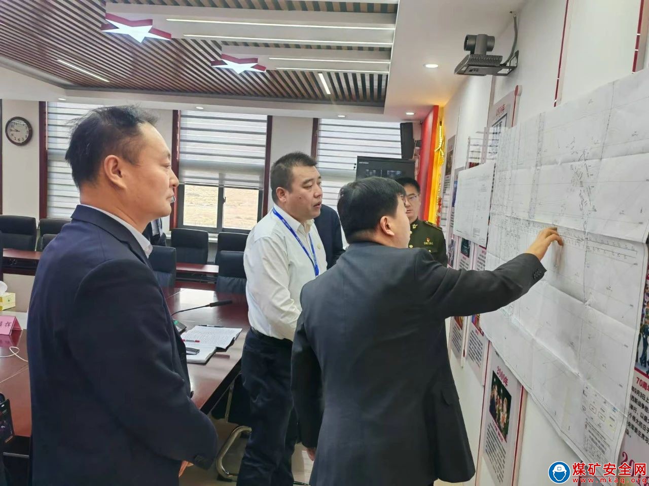 中能袁大灘礦業組織開展2024年度機電運輸事故應急演練