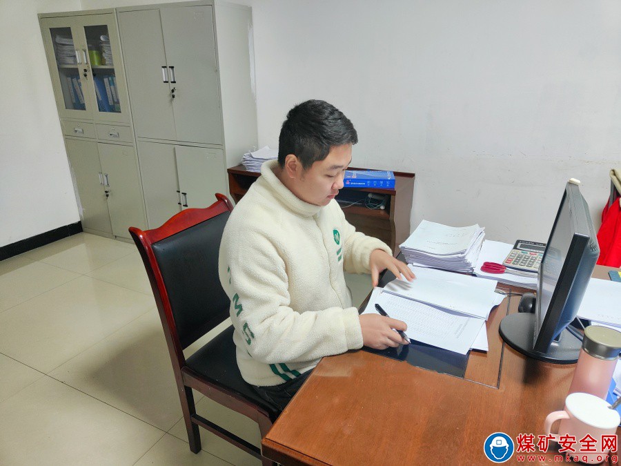 觀沙煤業公司全面升級職工職業健康檔案  筑牢職業病防治防線