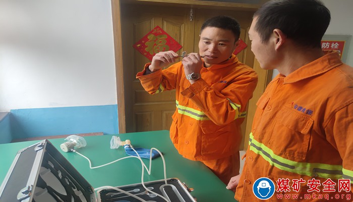 中煤新集救護隊：導師帶徒促成長 立足崗位勇擔當